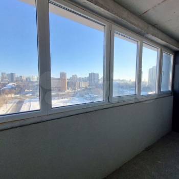 Продается 1-комнатная квартира, 37 м²