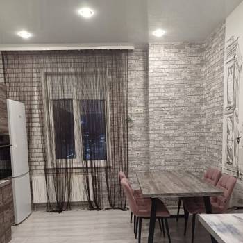 Сдается 2-х комнатная квартира, 80 м²