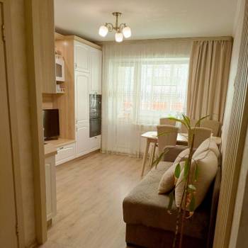 Продается Многокомнатная квартира, 73 м²