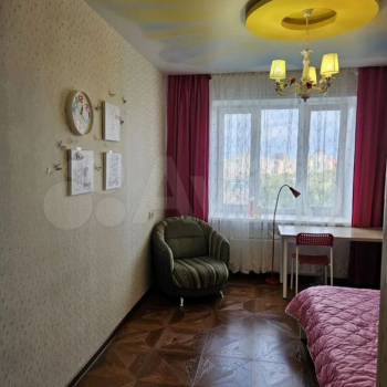 Продается Многокомнатная квартира, 100 м²