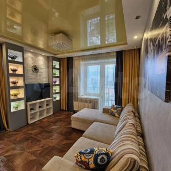 Продается Многокомнатная квартира, 100 м²