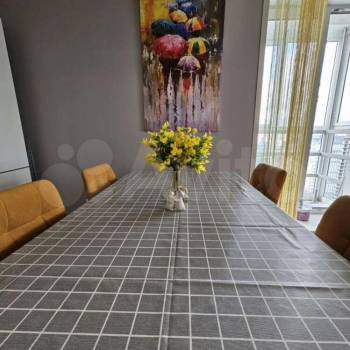 Продается Многокомнатная квартира, 100 м²