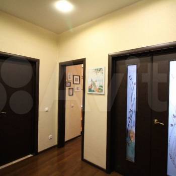 Продается 1-комнатная квартира, 52 м²