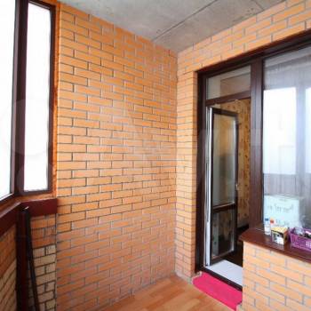 Продается 1-комнатная квартира, 52 м²