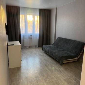 Сдается 1-комнатная квартира, 35 м²