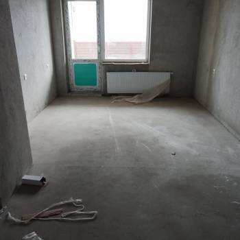 Продается 1-комнатная квартира, 42 м²