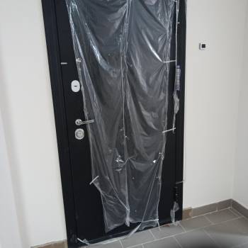 Продается 1-комнатная квартира, 42 м²