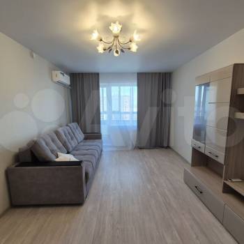 Сдается 1-комнатная квартира, 42 м²