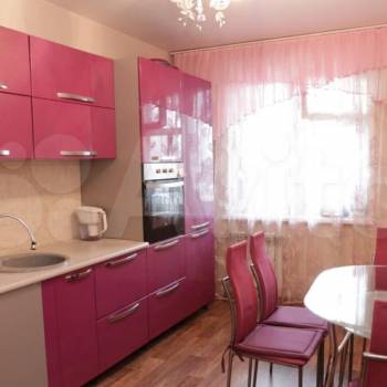 Сдается Многокомнатная квартира, 77 м²