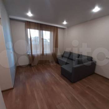 Продается 1-комнатная квартира, 40,8 м²