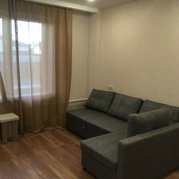 Продается 1-комнатная квартира, 40,8 м²