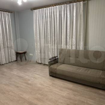 Сдается 1-комнатная квартира, 43 м²