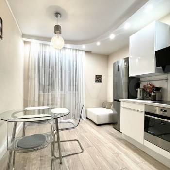 Сдается 2-х комнатная квартира, 70 м²