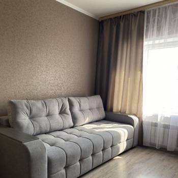 Продается 1-комнатная квартира, 38 м²