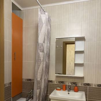 Продается 1-комнатная квартира, 38 м²