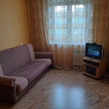 Сдается 1-комнатная квартира, 42 м²