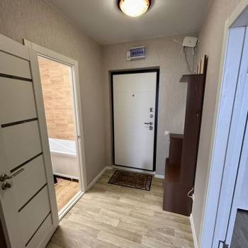 Сдается 1-комнатная квартира, 39 м²