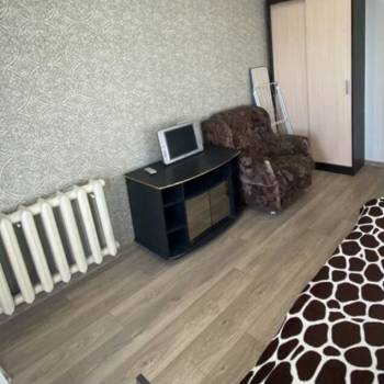 Сдается Многокомнатная квартира, 60 м²