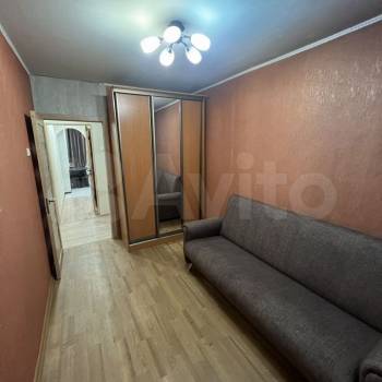Сдается Многокомнатная квартира, 60 м²