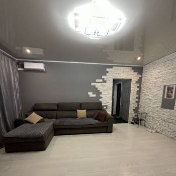 Сдается 2-х комнатная квартира, 70 м²