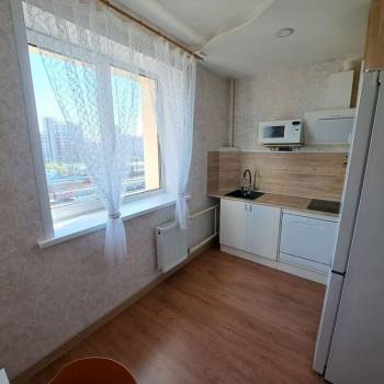 Сдается 1-комнатная квартира, 36,4 м²