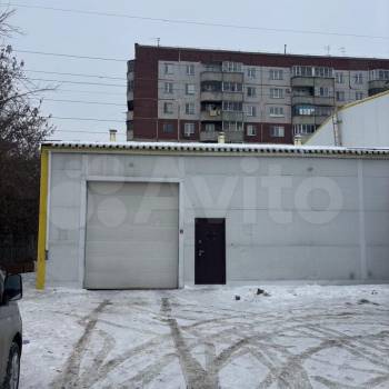 Сдается Нежилое помещение, 300 м²