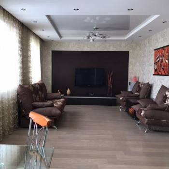 Сдается Многокомнатная квартира, 92 м²