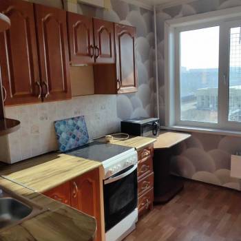 Сдается Многокомнатная квартира, 58 м²