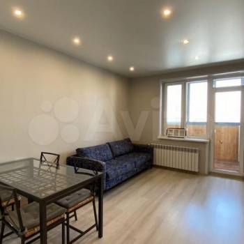 Продается 1-комнатная квартира, 33 м²