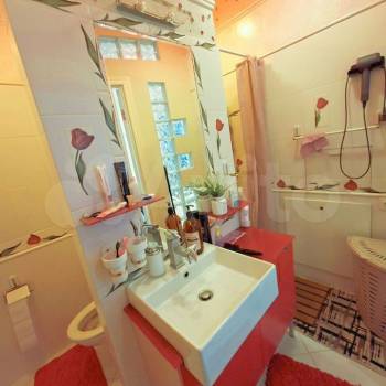 Продается Многокомнатная квартира, 135 м²