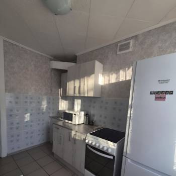 Продается Многокомнатная квартира, 70,8 м²