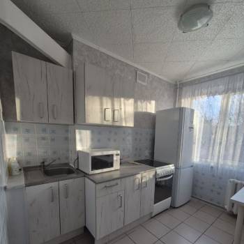 Продается Многокомнатная квартира, 70,8 м²