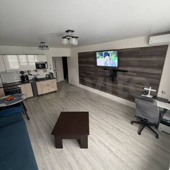 Продается 3-х комнатная квартира, 57,8 м²