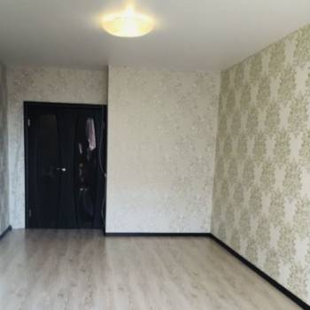 Продается 1-комнатная квартира, 40,7 м²