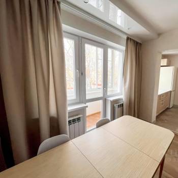 Сдается Многокомнатная квартира, 57,6 м²