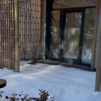 Продается 1-комнатная квартира, 73,2 м²