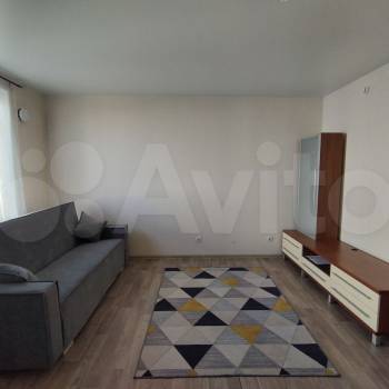 Сдается 1-комнатная квартира, 35 м²