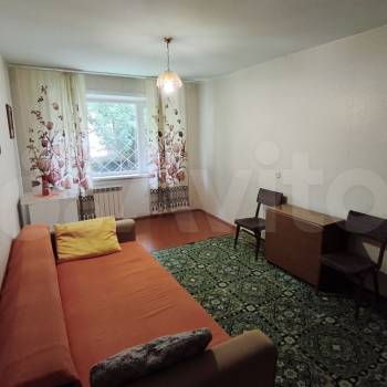 Сдается 1-комнатная квартира, 37 м²