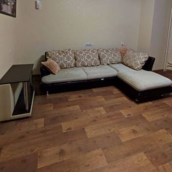 Сдается 1-комнатная квартира, 49 м²