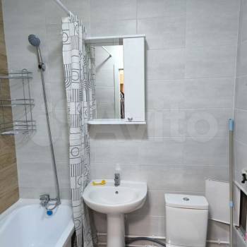 Сдается 1-комнатная квартира, 40 м²