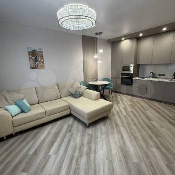 Сдается 1-комнатная квартира, 50 м²