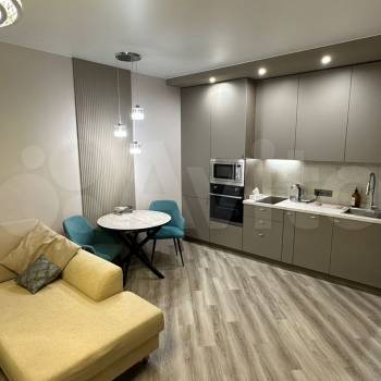 Сдается 1-комнатная квартира, 50 м²