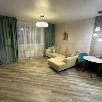 Сдается 1-комнатная квартира, 50 м²