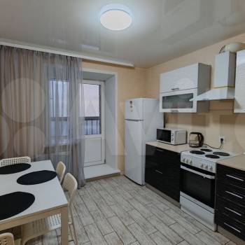 Сдается 1-комнатная квартира, 41 м²