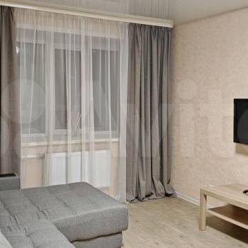 Сдается 1-комнатная квартира, 41 м²