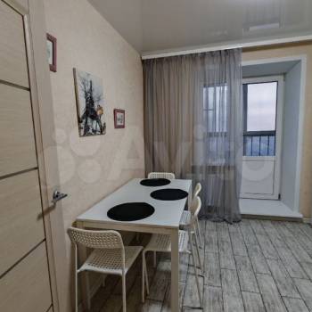 Сдается 1-комнатная квартира, 41 м²
