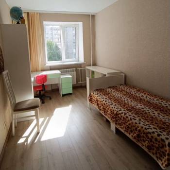 Сдается Многокомнатная квартира, 59,8 м²