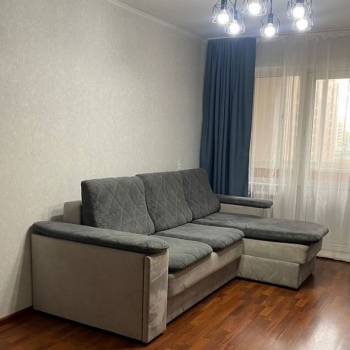 Сдается Многокомнатная квартира, 56 м²