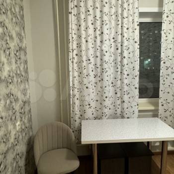 Сдается 1-комнатная квартира, 37 м²