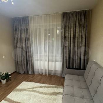 Сдается 1-комнатная квартира, 37 м²